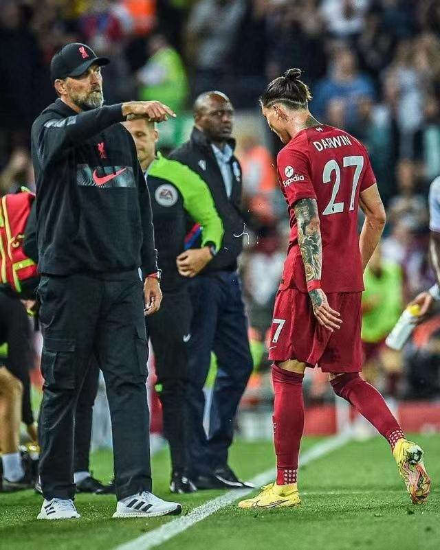 1660755606012011668.jpg a76c8ea86b5c4bf7873d2eee2702099.jpg